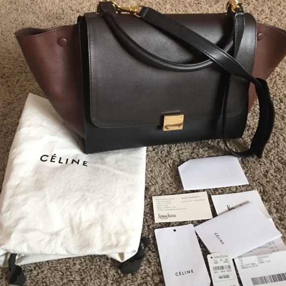 🚫SOLD🚫 Celine Small trapeze Strap Black Burgundy - Picture 2 of 8